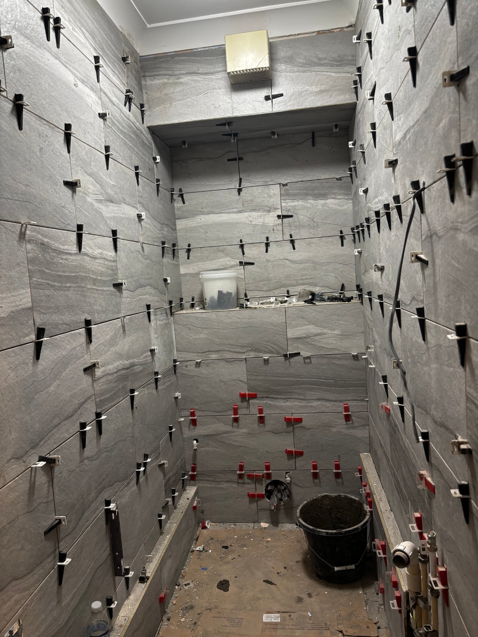 e838e8f5-38ff-45de-95f5-3c4d26e516b5