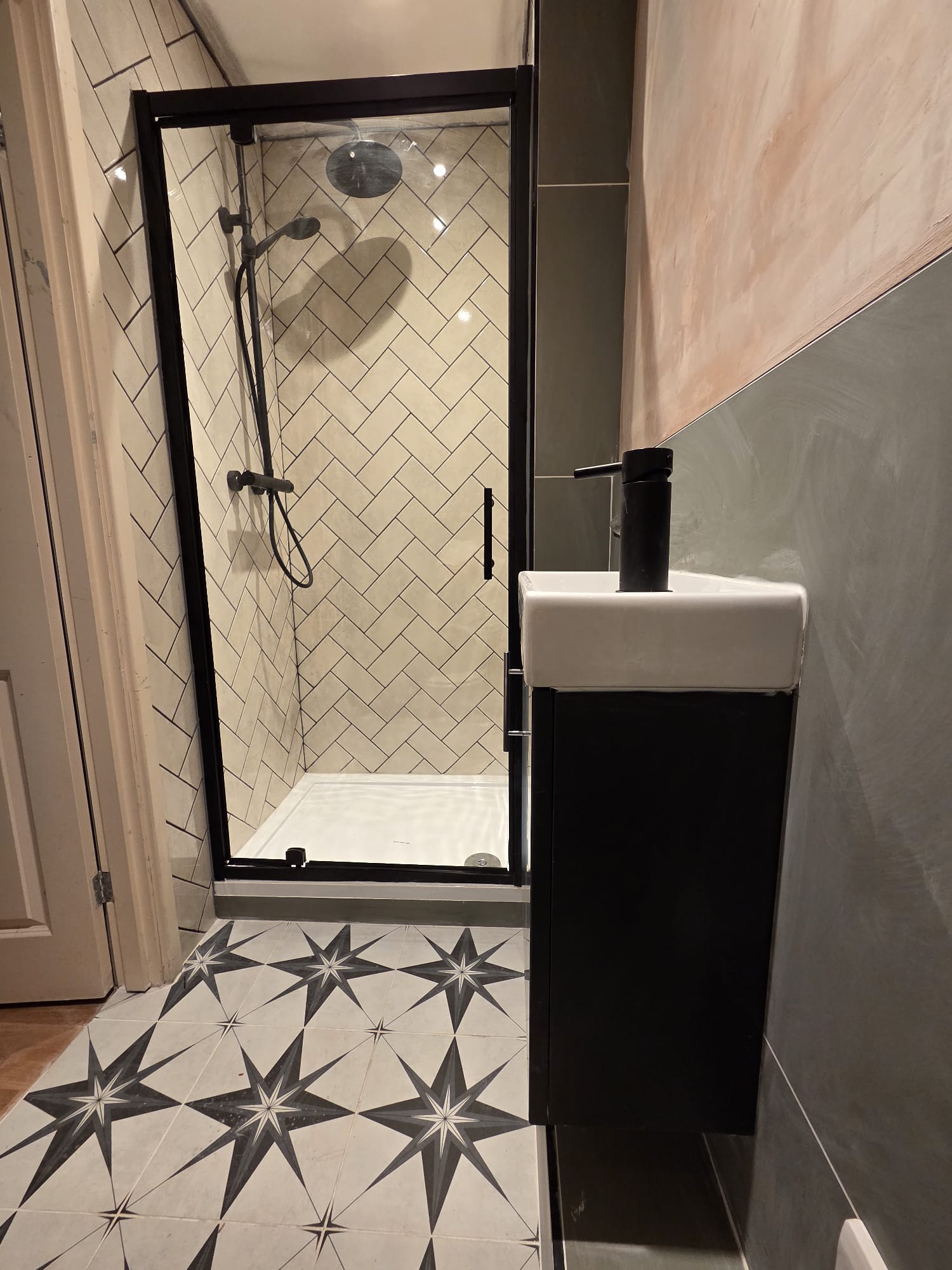 d139ca33-4e66-4b79-a9d0-2d62174554d0